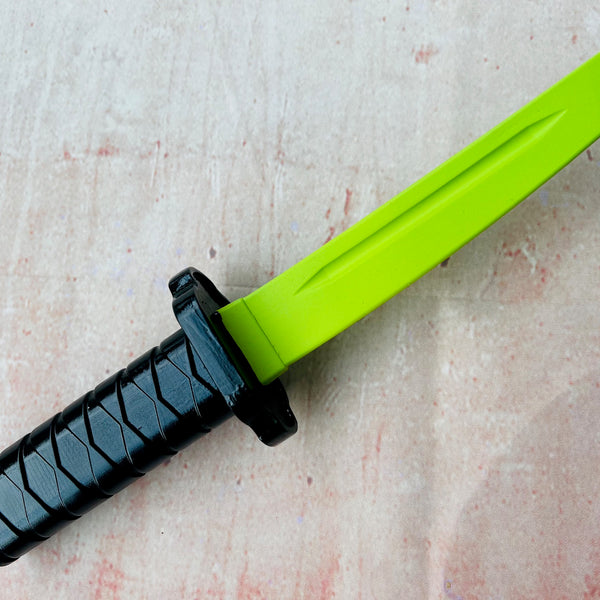 Screamer Green Stabby Knife