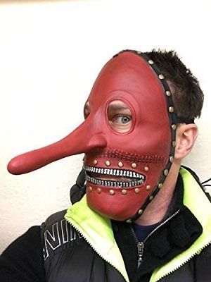 Masque à nez long style Chris Fehn