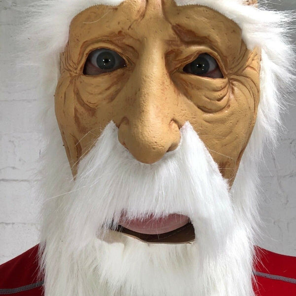 Masque de vieil homme à longue barbe