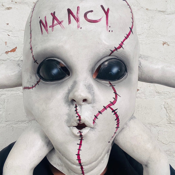 Masque effrayant bébé 'Nancy'