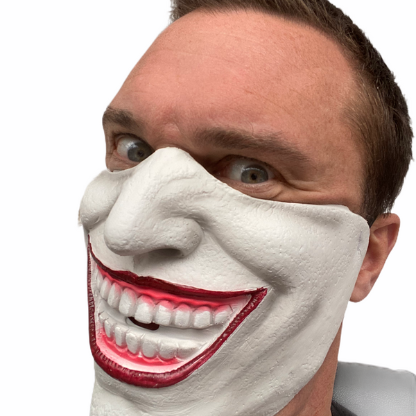 Halbgesichtige Joker-Bösewicht-Maske